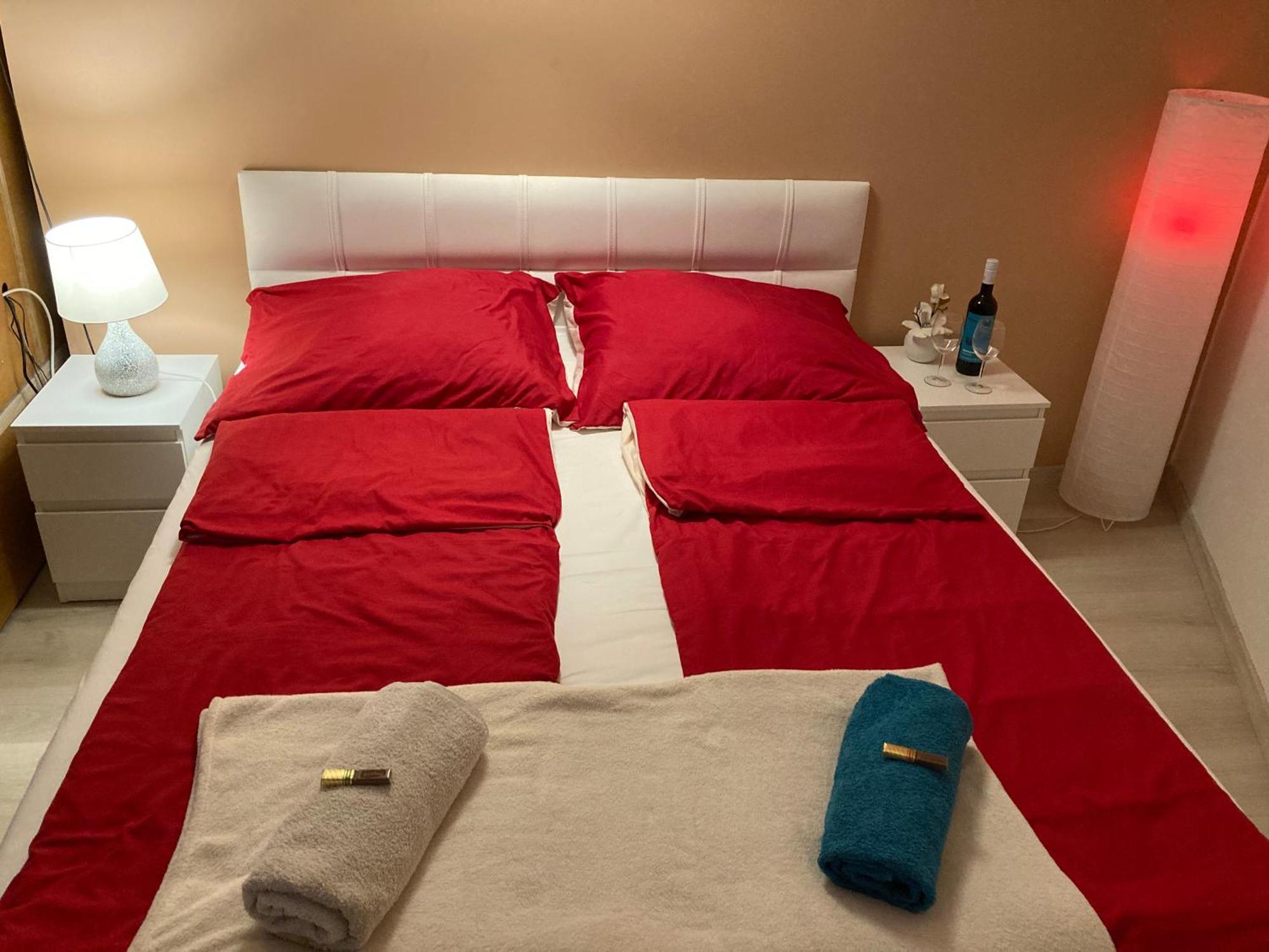 Esztergom Apartman Екстер'єр фото
