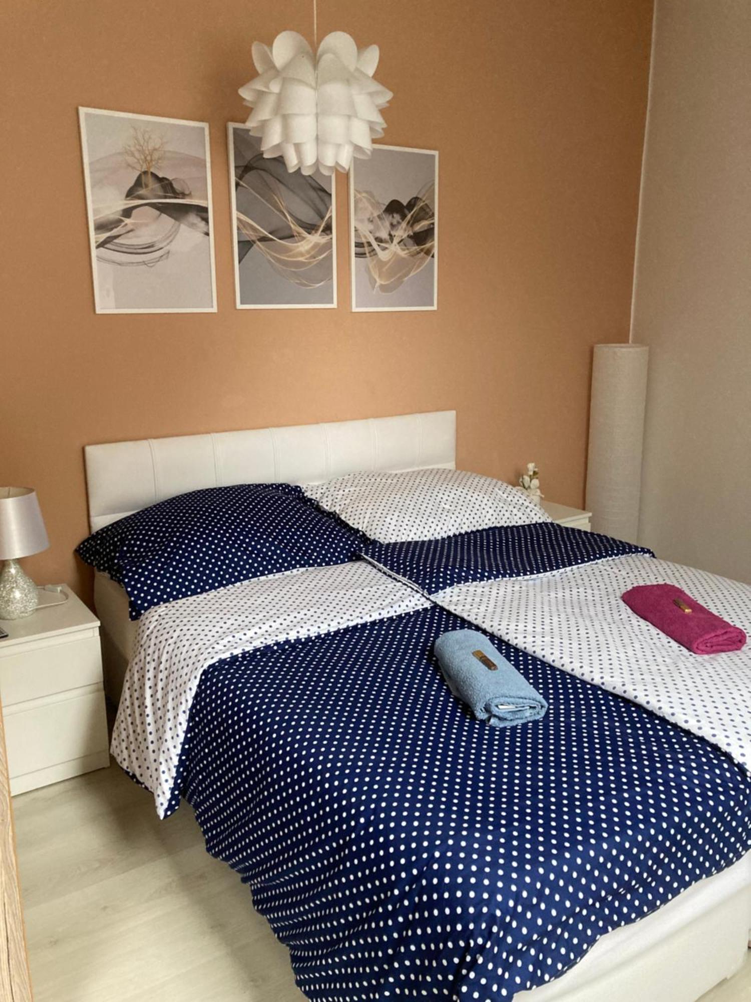 Esztergom Apartman Екстер'єр фото
